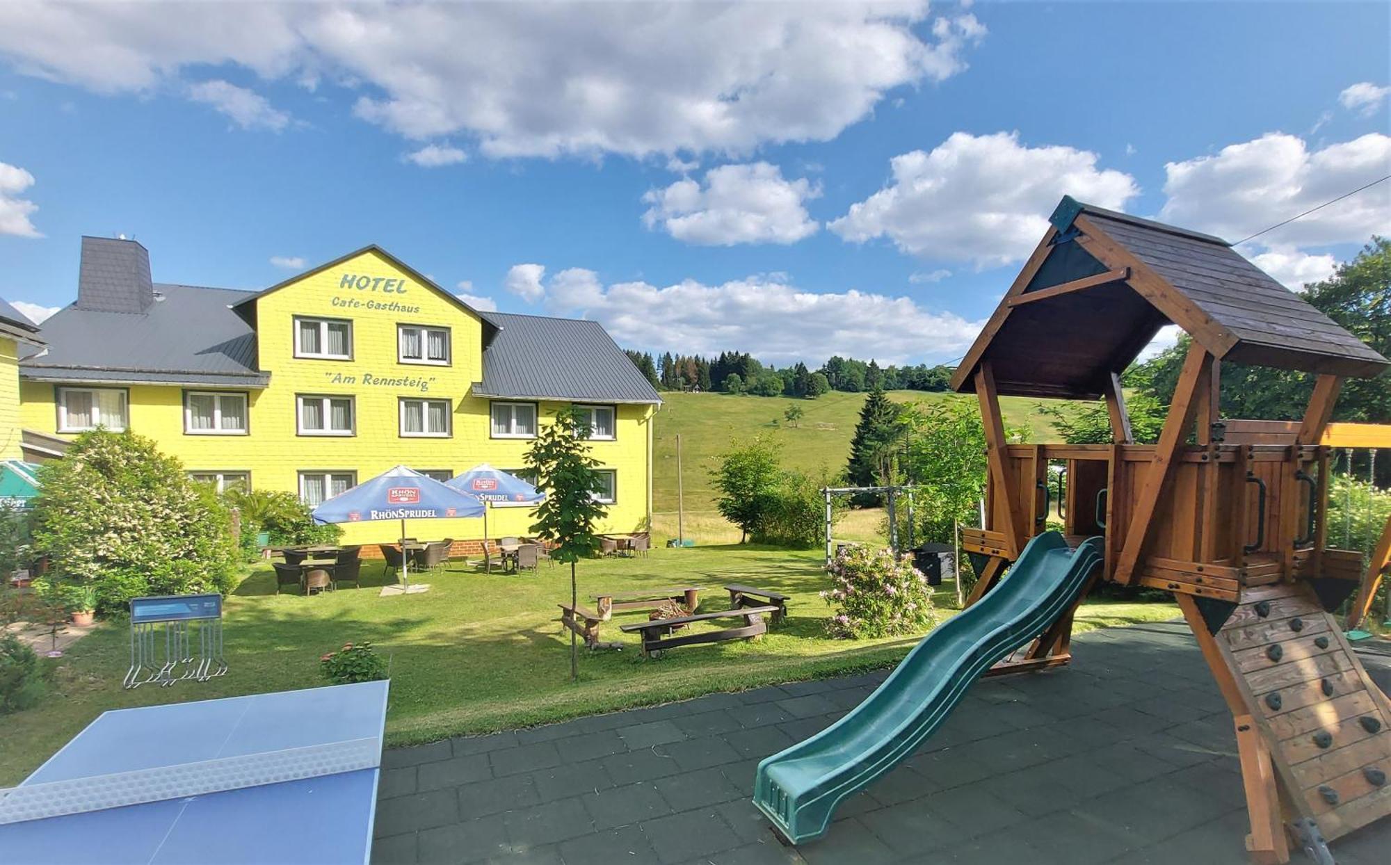 Marschalls Hotel Am Rennsteig Neuhaus am Rennweg Esterno foto