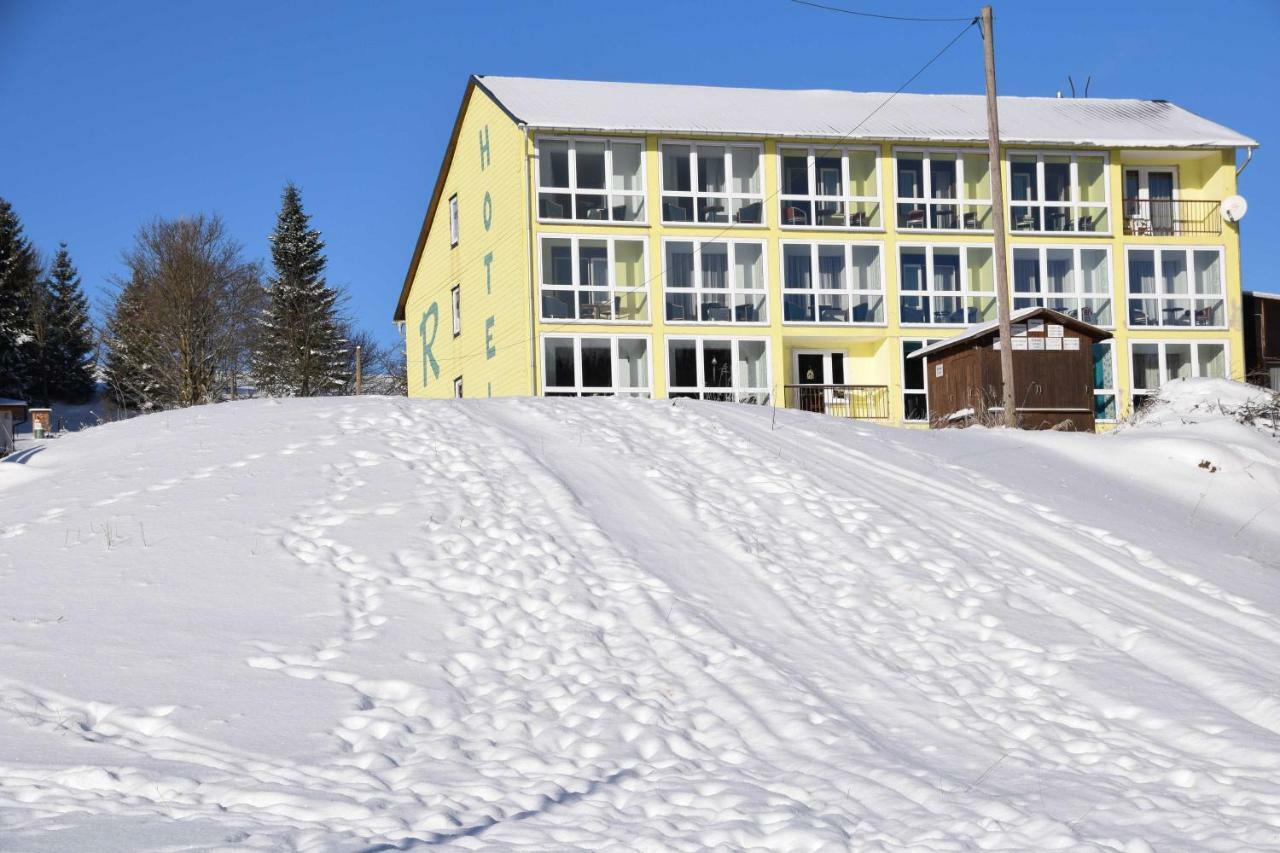 Marschalls Hotel Am Rennsteig Neuhaus am Rennweg Esterno foto