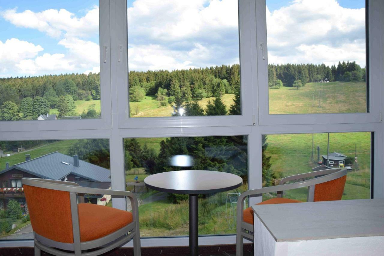 Marschalls Hotel Am Rennsteig Neuhaus am Rennweg Esterno foto